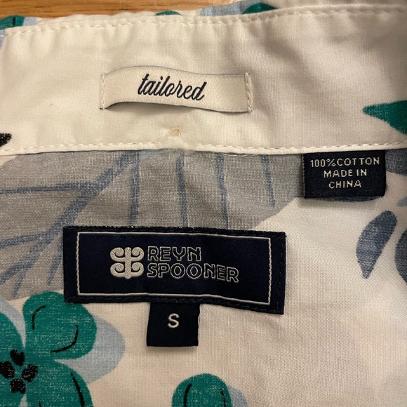 Reyn Spooner Mens Shortsleeve Buttondown - Picture 2 of 4